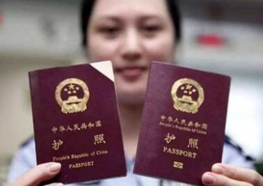 旧护照签证能否配合新护照一起使用？